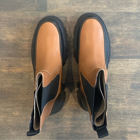 Marc Fisher Morgan Chelsea Boot new without box - Picture 2 of 4